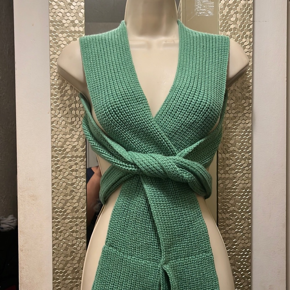 Green knit tie up top